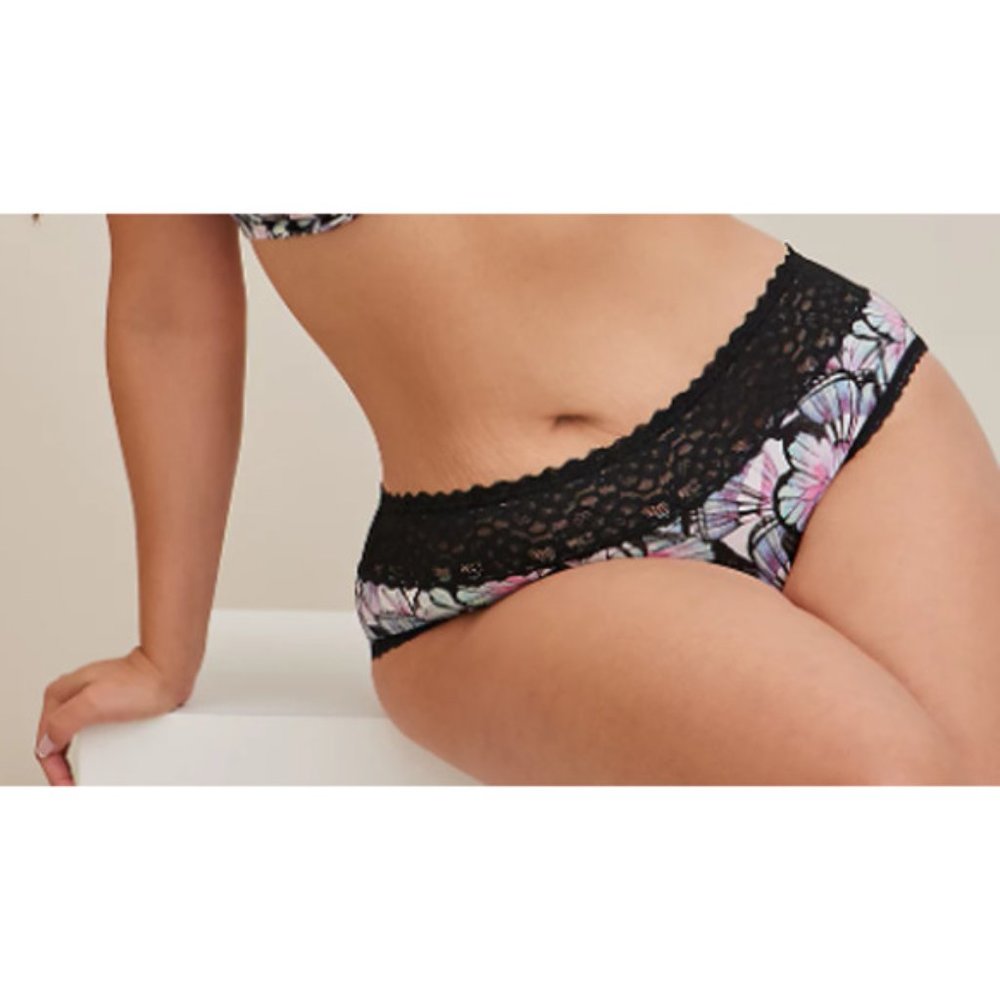 TORRID SIZE 6 SECOND SKIN MID-RISE MINI LATTICE BACK PANTY ****SIZE 6X**** - Picture 1 of 4